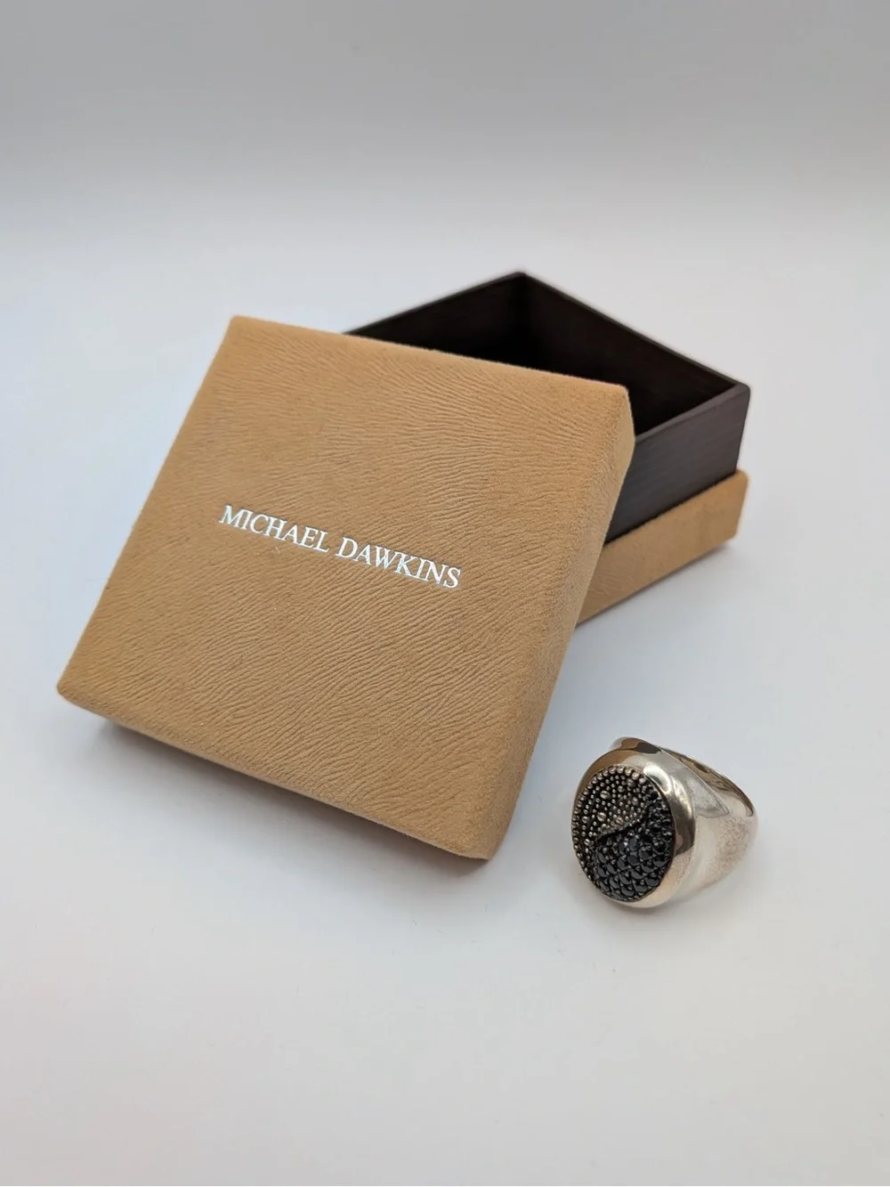 Michael Dawkins striking michael